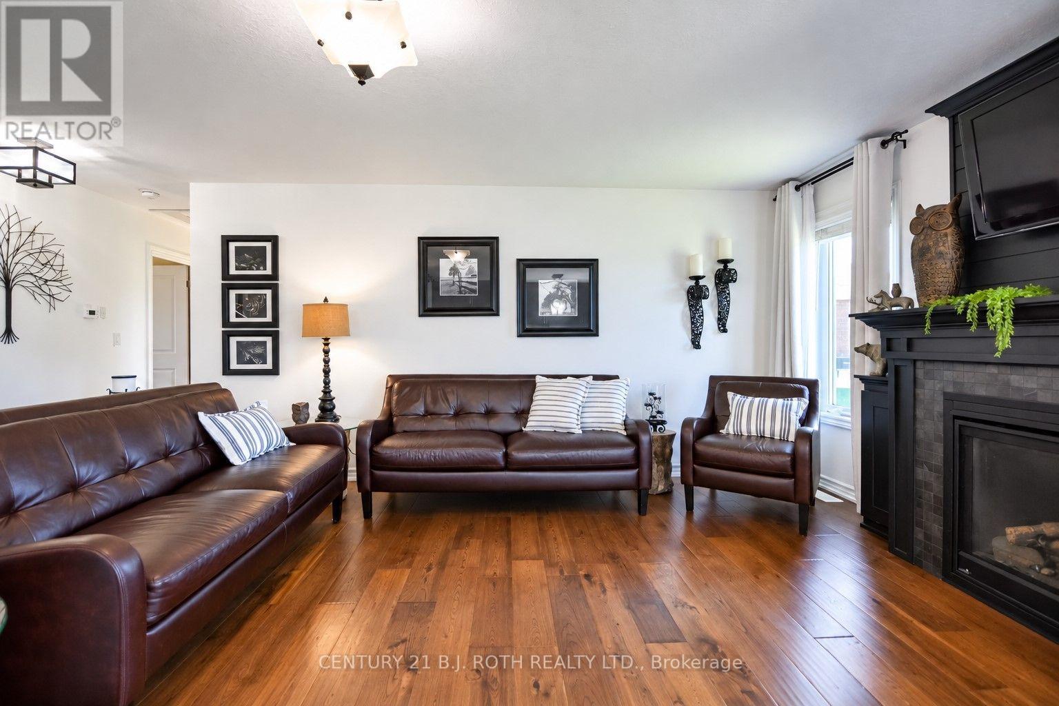 20 Keyzer Drive, Oro-Medonte, Ontario  L3V 8N7 - Photo 13 - S13825040