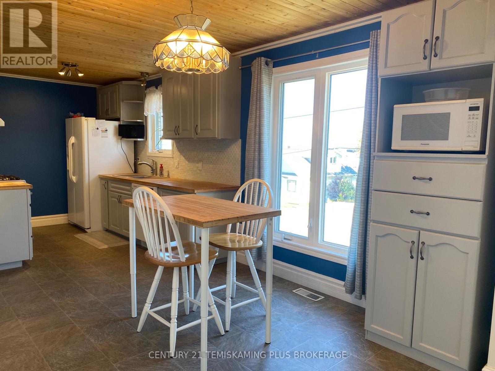 402 Meridian Avenue, Temiskaming Shores, Ontario  P0J 1K0 - Photo 7 - T13825718