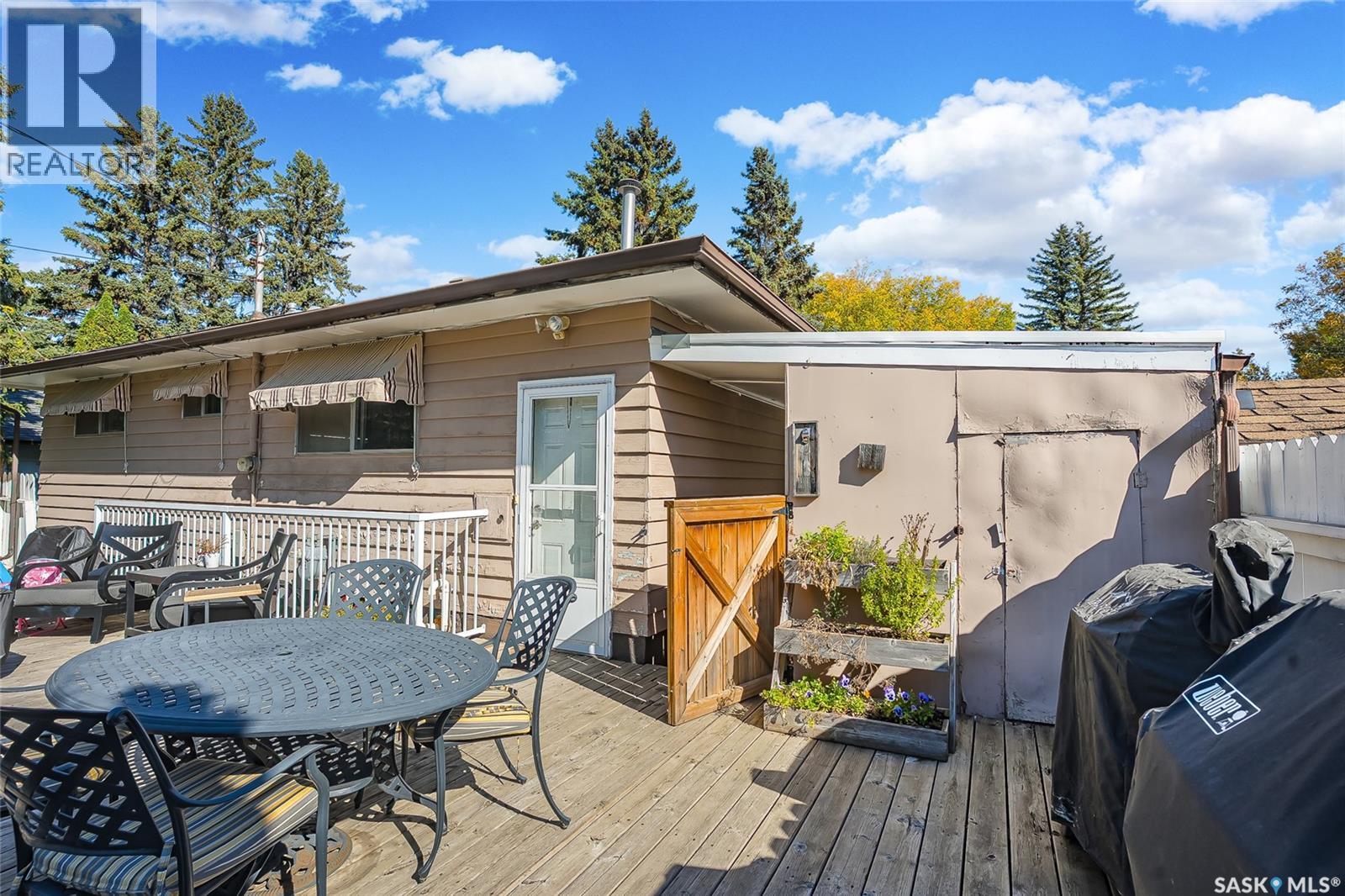 2518 Ewart Avenue, Saskatoon, Saskatchewan  S7J 1Y8 - Photo 40 - SK049444