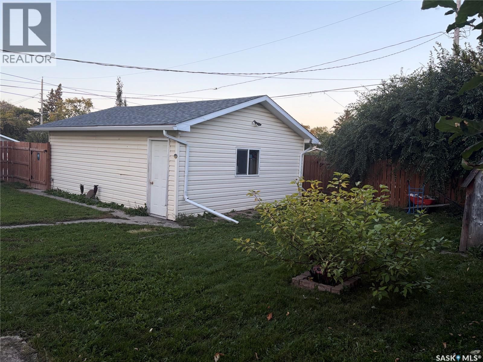 502 6th Street E, Wynyard, Saskatchewan  S0A 4T0 - Photo 33 - SK049398