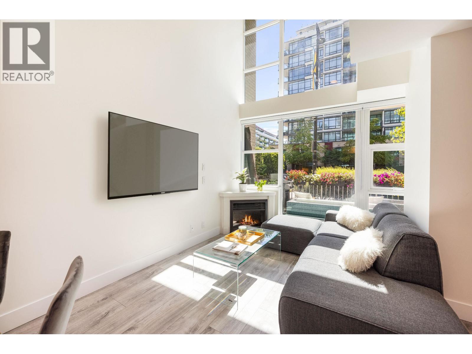 Th8 168 E Esplanade Avenue, North Vancouver, British Columbia  V7L 4X8 - Photo 17 - R3152703