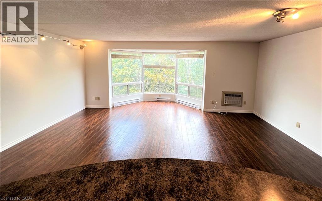 384 W Erb Street Unit# 307, Waterloo, Ontario  N2L 1W6 - Photo 10 - 40863387