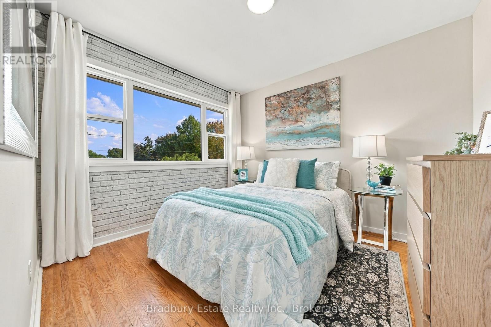 2301 Barclay Road, Burlington, Ontario  L7R 2B7 - Photo 18 - W13825654