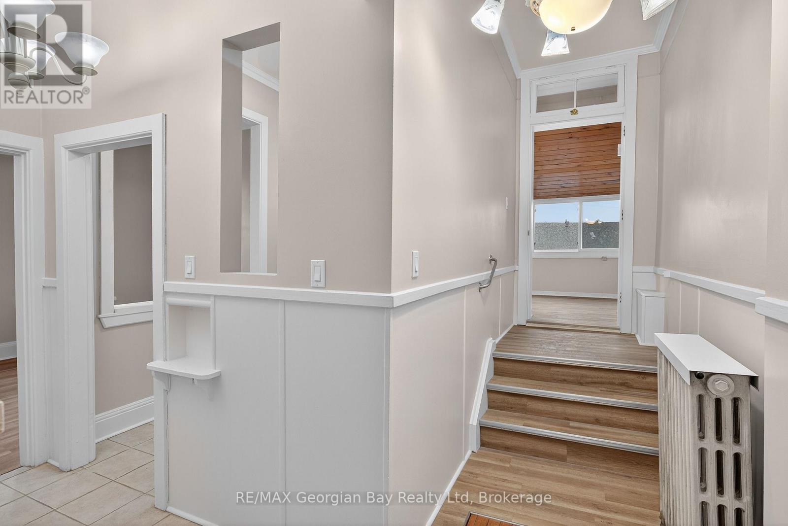 3 - 90 Main Street, Penetanguishene, Ontario  L9M 1T4 - Photo 7 - S13825640