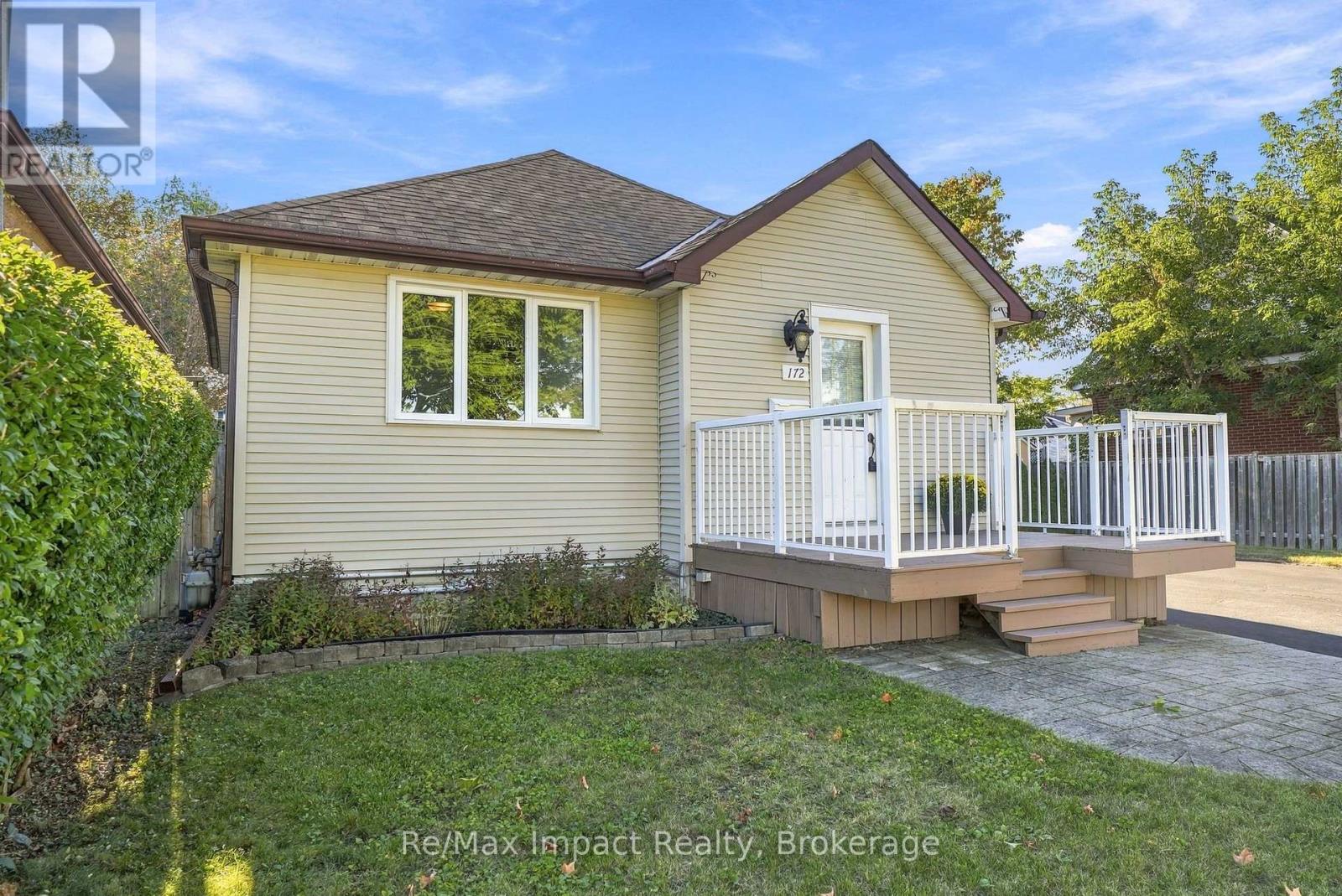 172 Roxborough Avenue, Oshawa, Ontario  L1G 5W5 - Photo 3 - E13825798