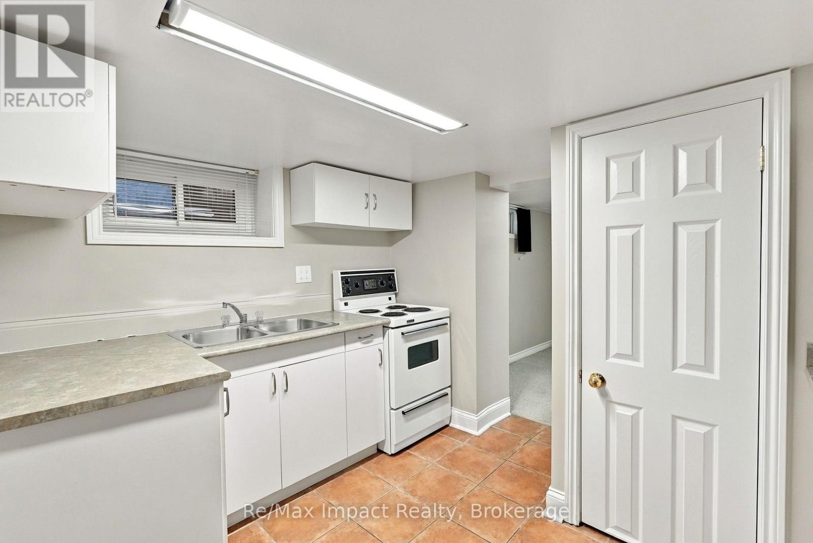 172 Roxborough Avenue, Oshawa, Ontario  L1G 5W5 - Photo 37 - E13825798