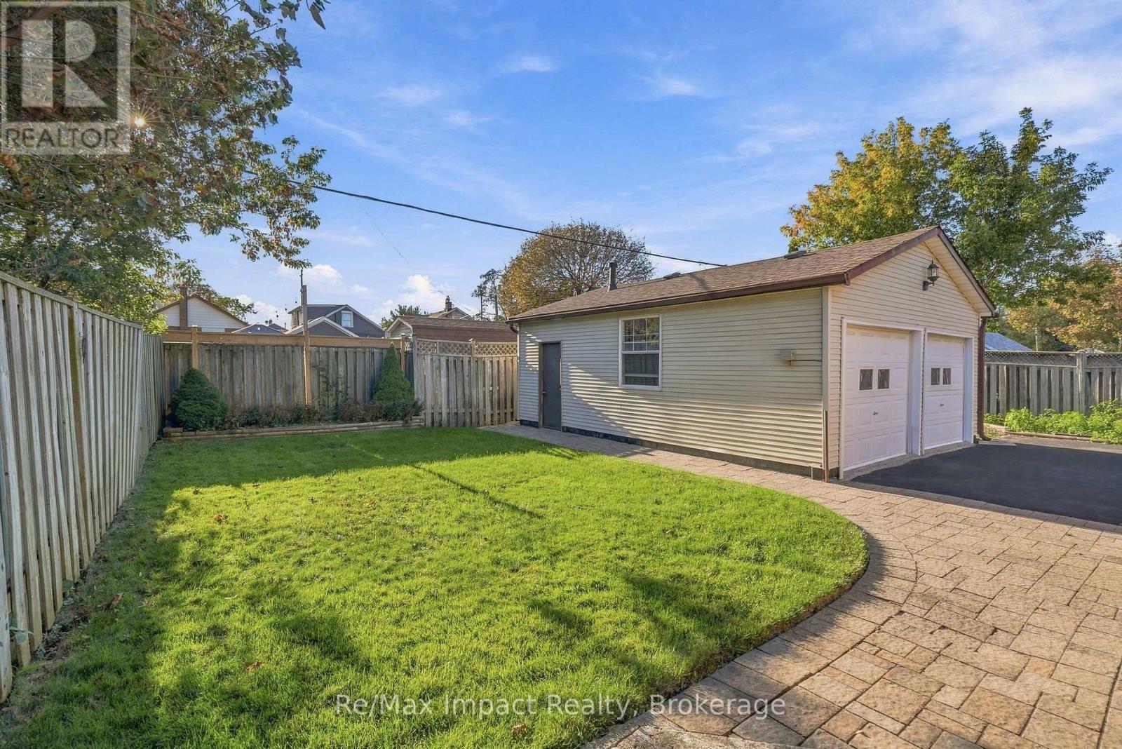 172 Roxborough Avenue, Oshawa, Ontario  L1G 5W5 - Photo 40 - E13825798