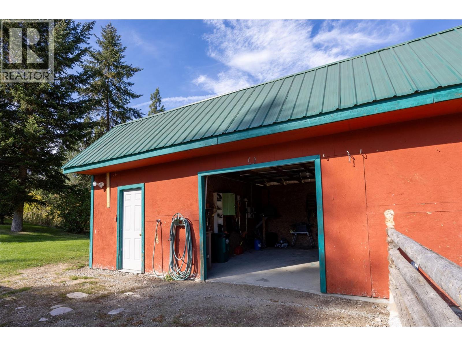 50 Taylor Way, Beaverdell, British Columbia  V0H 1A0 - Photo 29 - 10401411