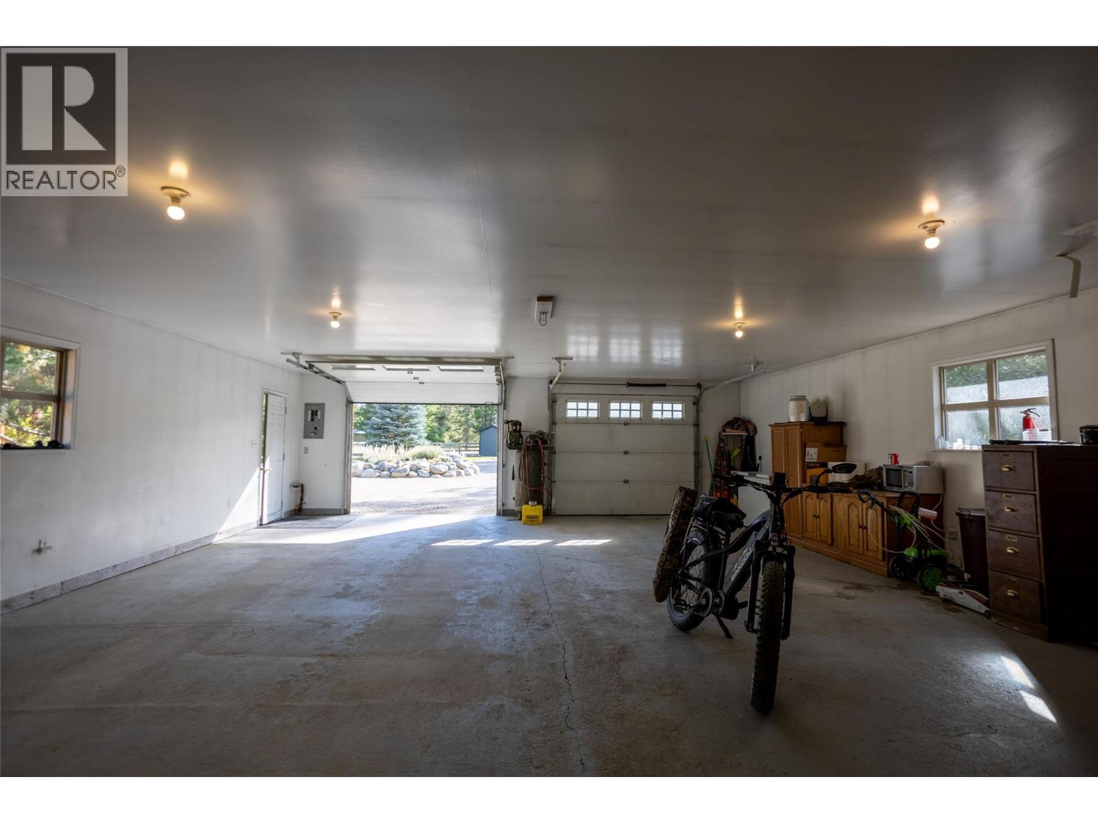 50 Taylor Way, Beaverdell, British Columbia  V0H 1A0 - Photo 36 - 10401411