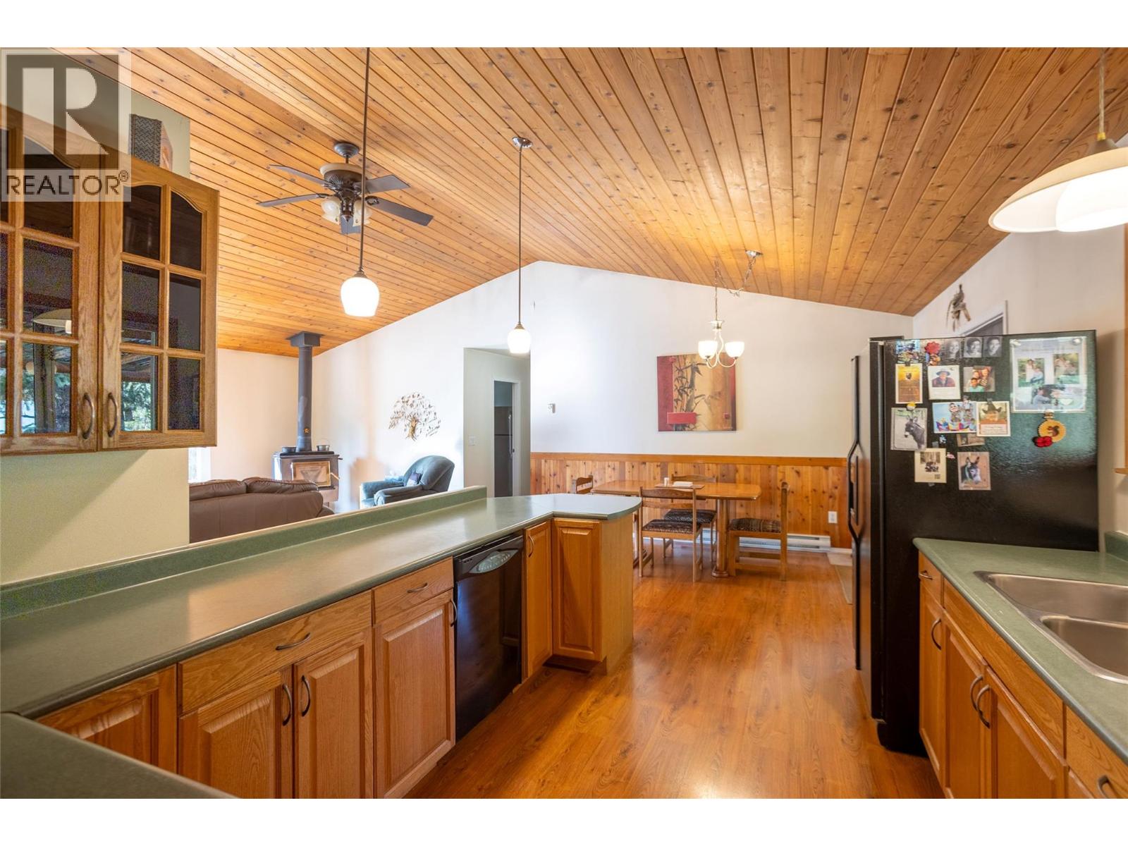 50 Taylor Way, Beaverdell, British Columbia  V0H 1A0 - Photo 53 - 10401411