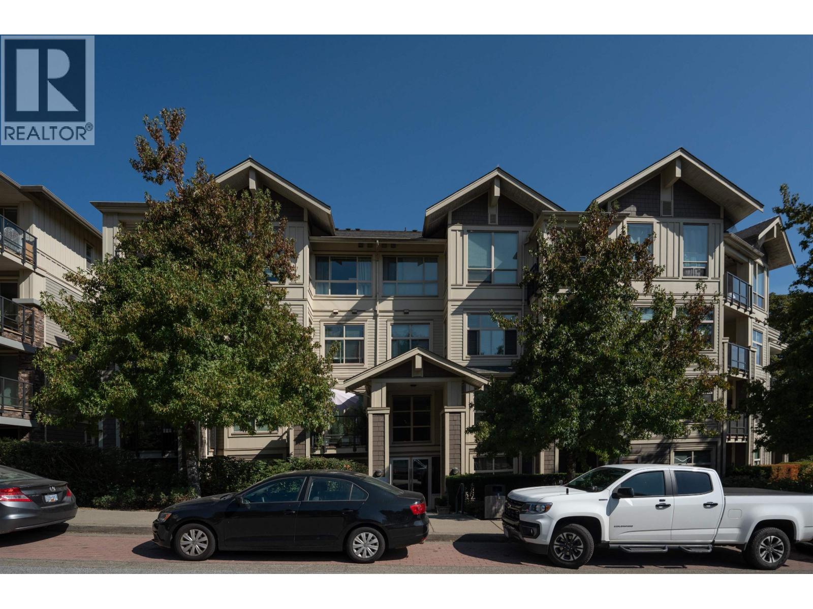 203 255 Ross Drive, New Westminster, British Columbia  V3L 0C7 - Photo 1 - R3168331