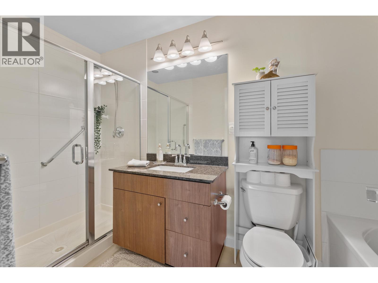 203 255 Ross Drive, New Westminster, British Columbia  V3L 0C7 - Photo 21 - R3168331