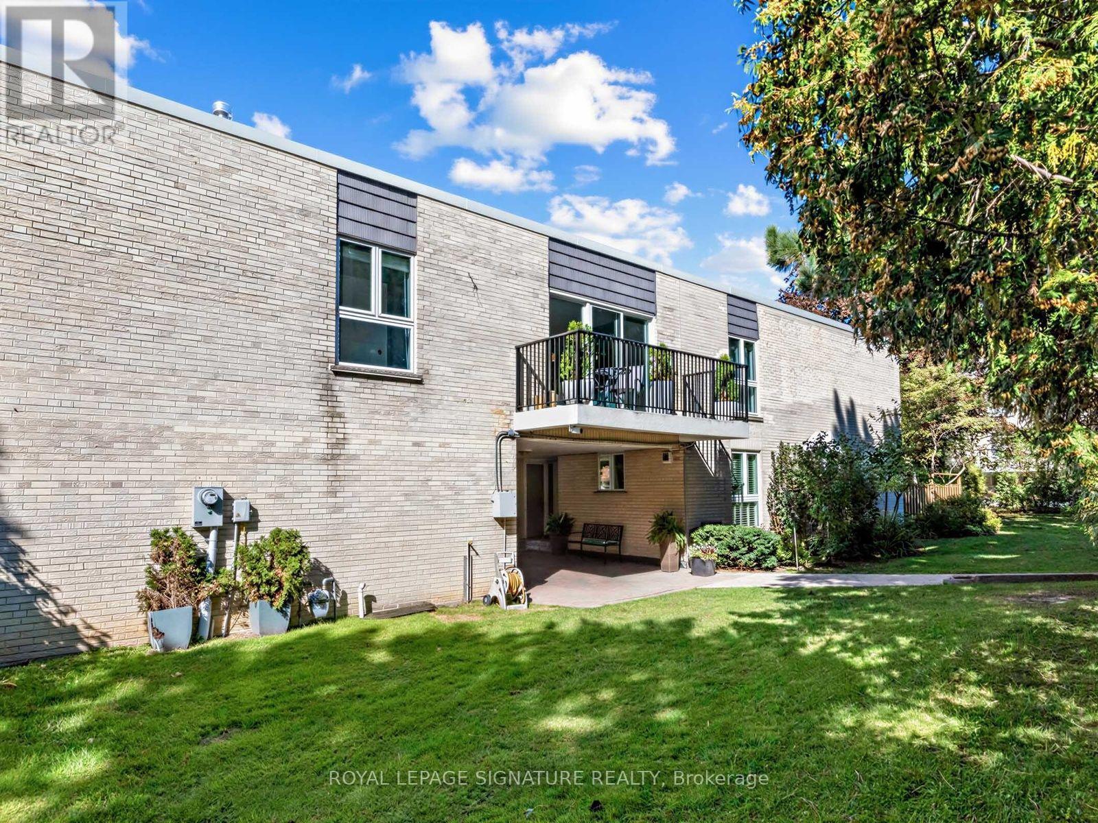 25 Proudbank Millway, Toronto, Ontario  M2L 1P3 - Photo 34 - C13825664