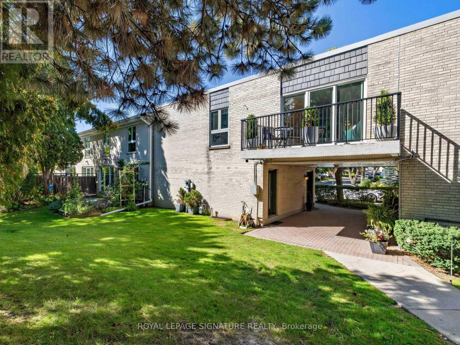 25 Proudbank Millway, Toronto, Ontario  M2L 1P3 - Photo 37 - C13825664