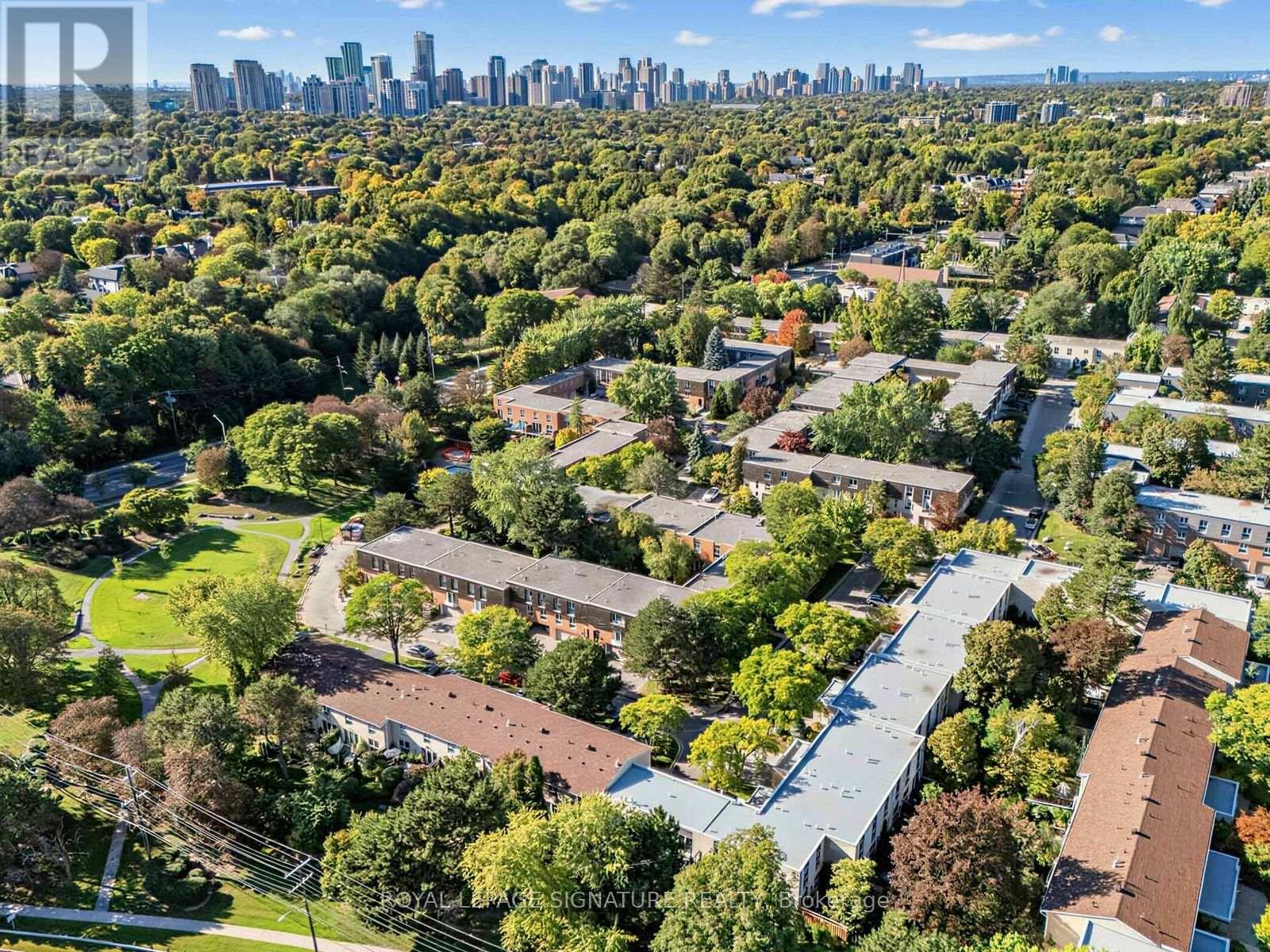 25 Proudbank Millway, Toronto, Ontario  M2L 1P3 - Photo 40 - C13825664
