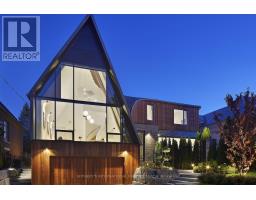 108 STRATFORD CRESCENT, Toronto, Ontario
