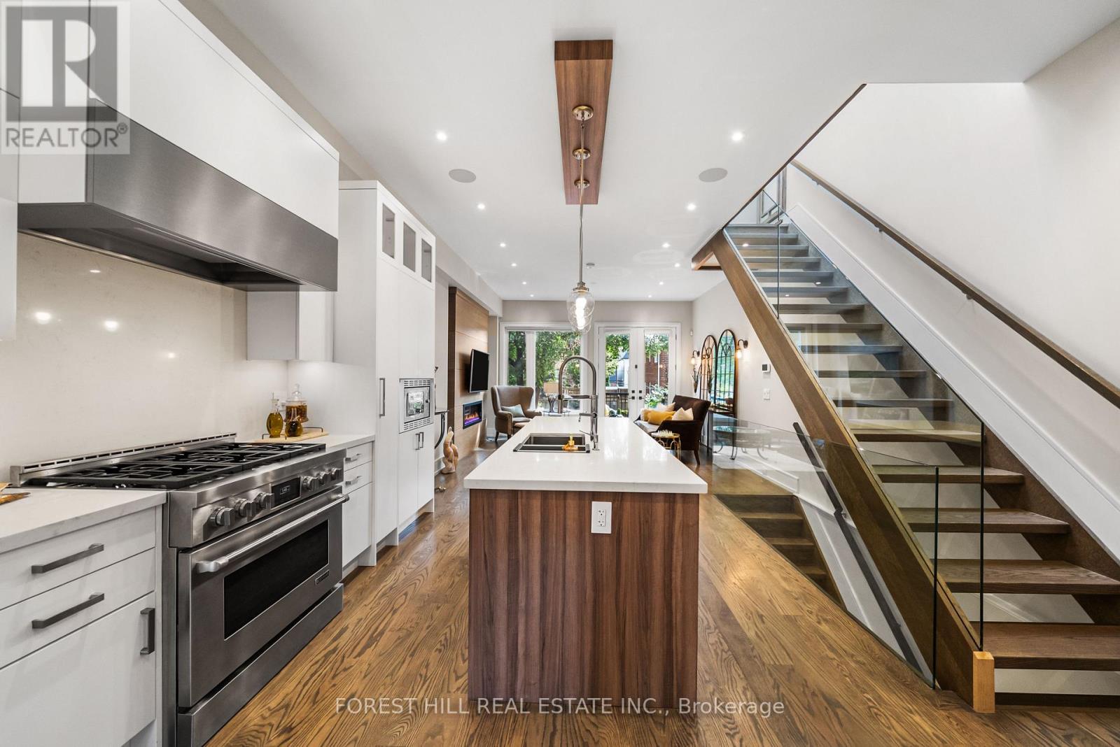 175 Ranleigh Avenue, Toronto, Ontario  M4N 1X3 - Photo 9 - C13825738