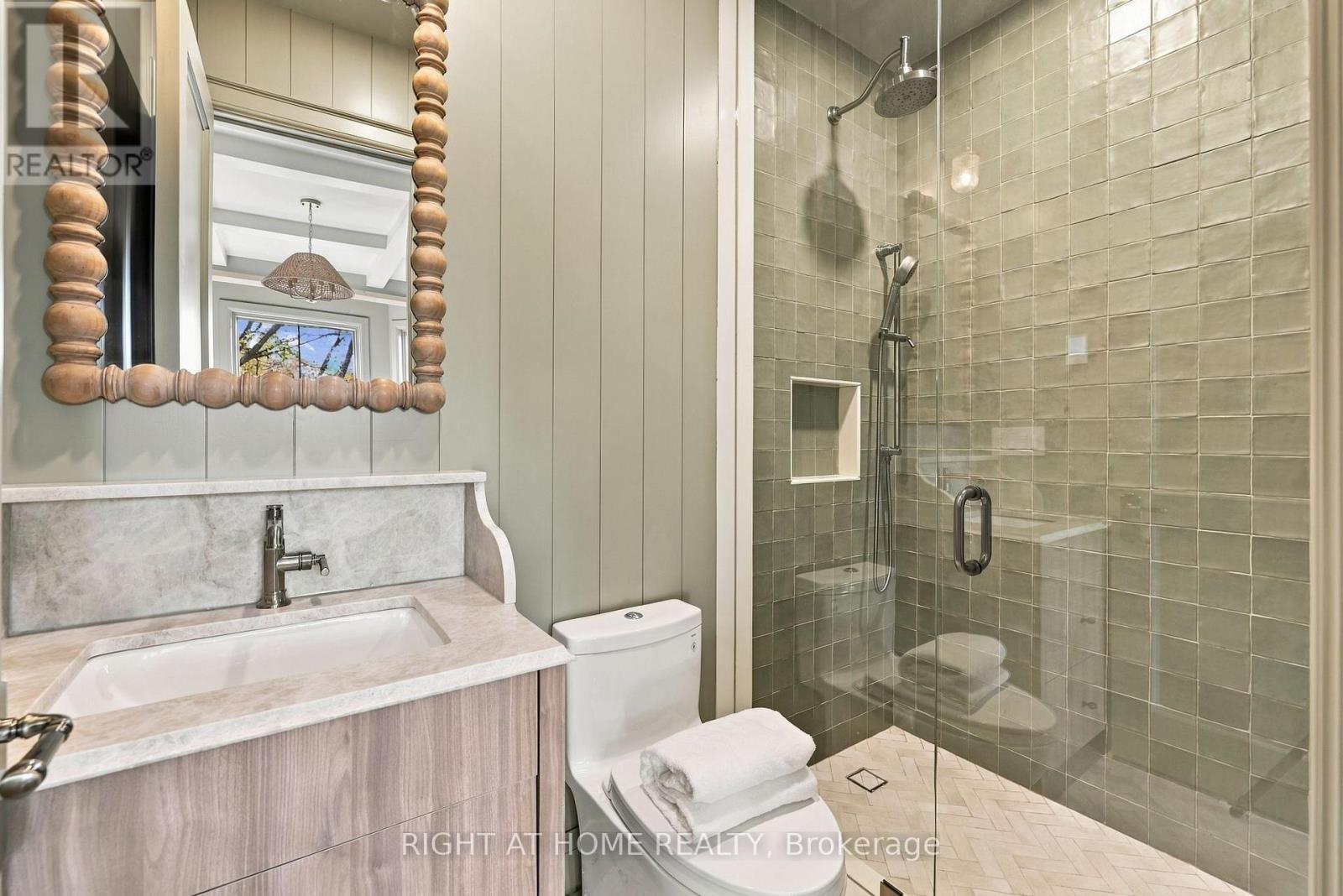 144 Old Orchard Grove, Toronto, Ontario  M5M 2E3 - Photo 26 - C13825742