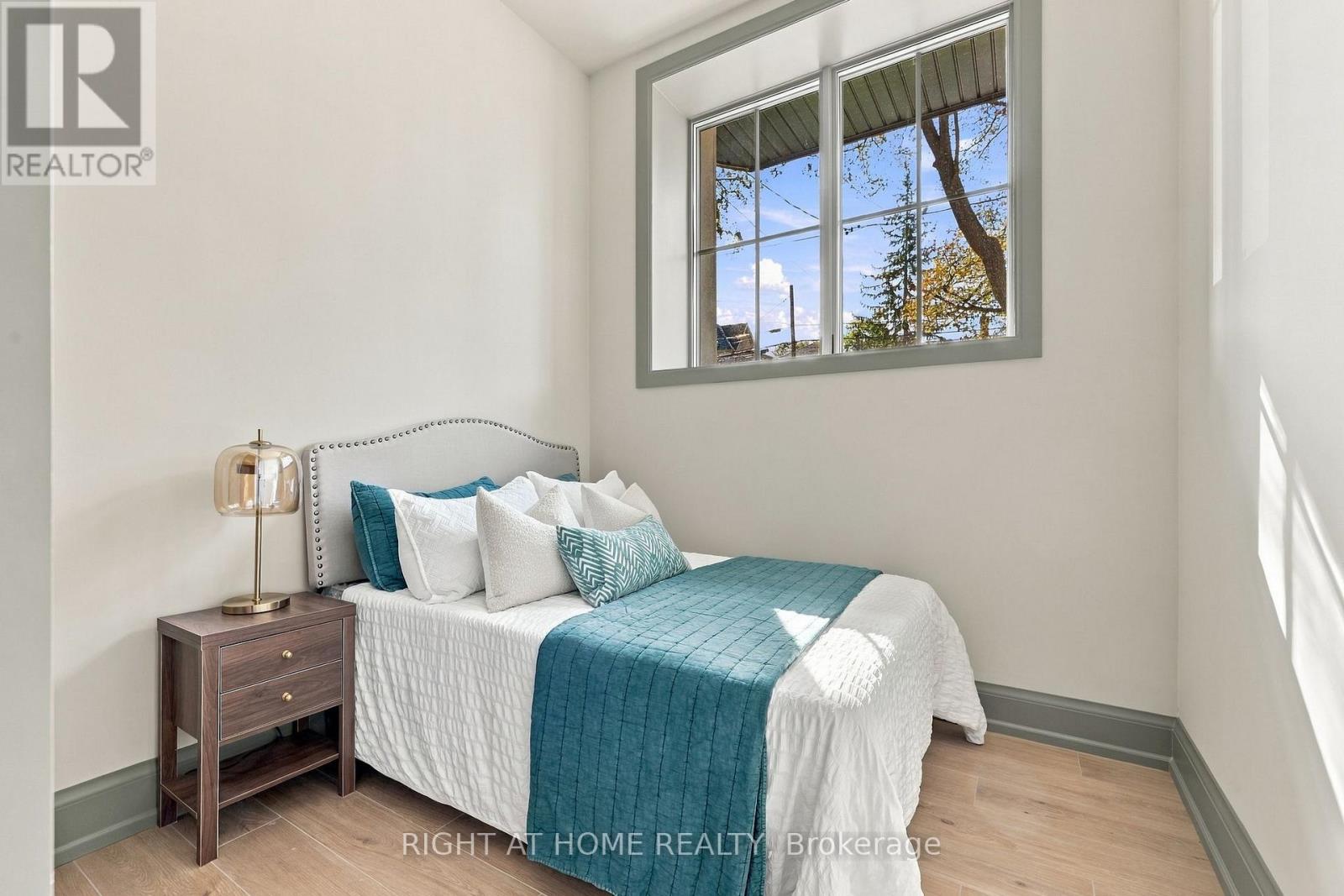 144 Old Orchard Grove, Toronto, Ontario  M5M 2E3 - Photo 44 - C13825742