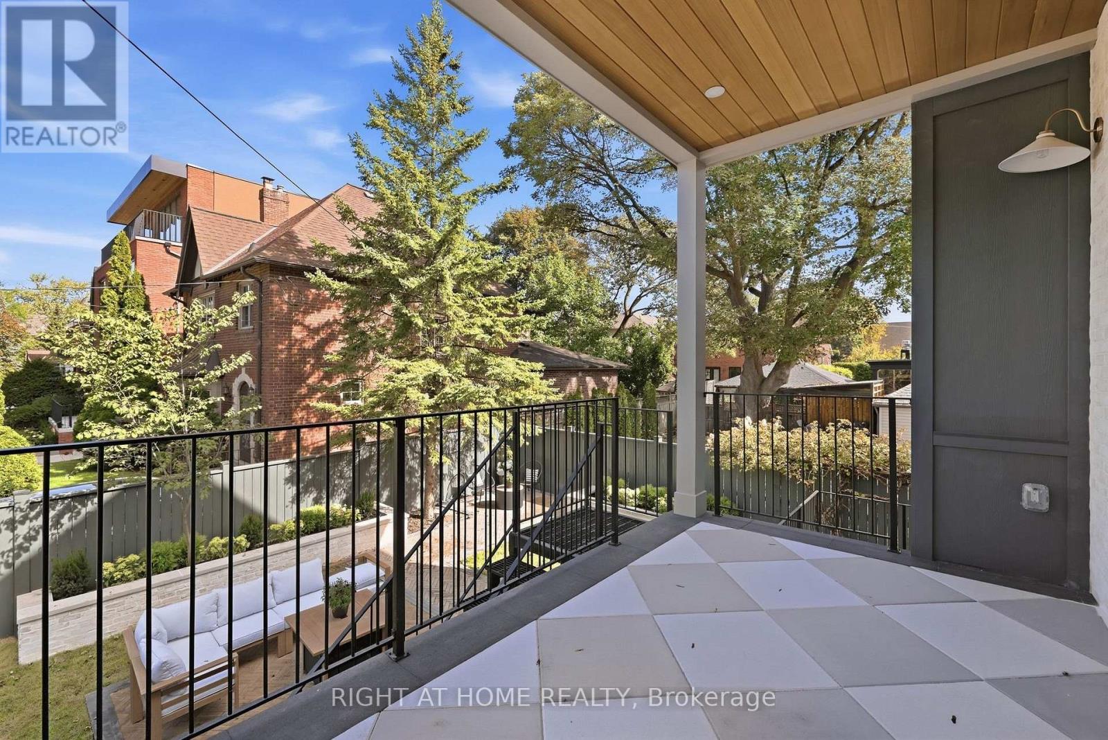 144 Old Orchard Grove, Toronto, Ontario  M5M 2E3 - Photo 45 - C13825742