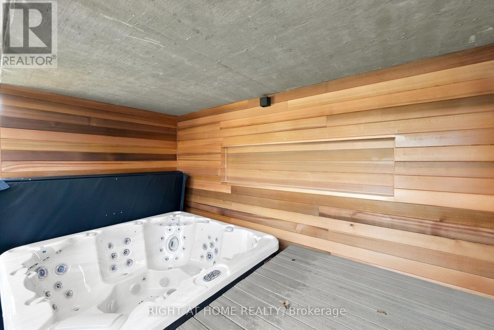 144 Old Orchard Grove, Toronto, Ontario  M5M 2E3 - Photo 48 - C13825742