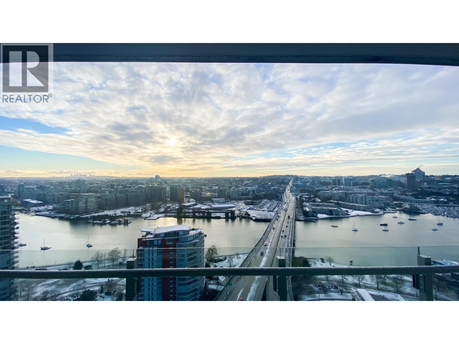 2718 89 Nelson Street, Vancouver, British Columbia  V6Z 0E7 - Photo 2 - R3146331