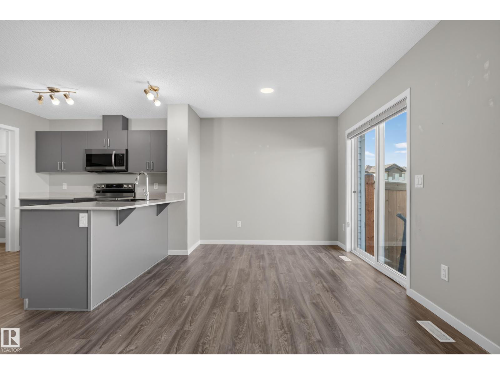 9330 Cooper Bn Sw, Edmonton, Alberta  T6W 4M4 - Photo 15 - E4510258