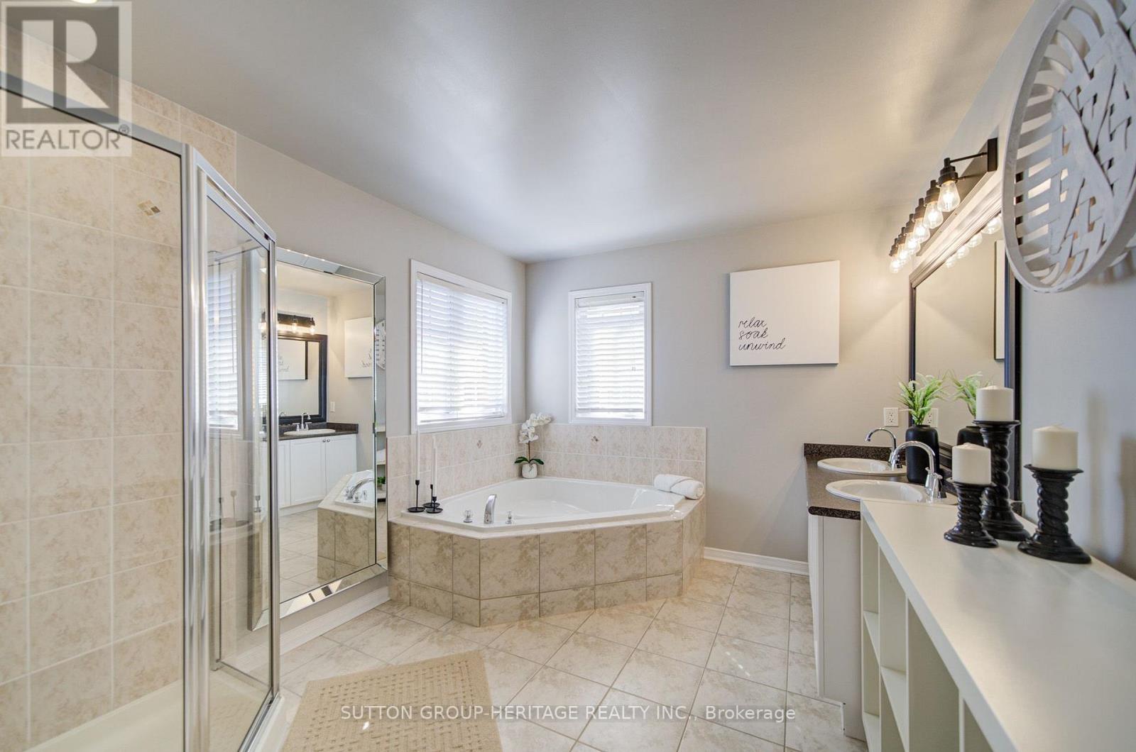 18 Shorten Place, Ajax, Ontario  L1T 0E9 - Photo 23 - E13825636