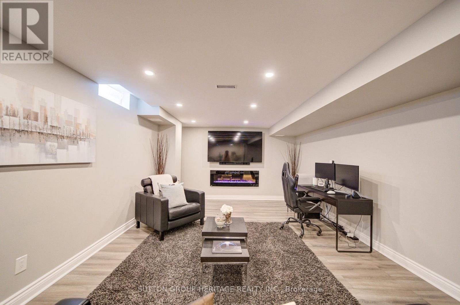 18 Shorten Place, Ajax, Ontario  L1T 0E9 - Photo 40 - E13825636