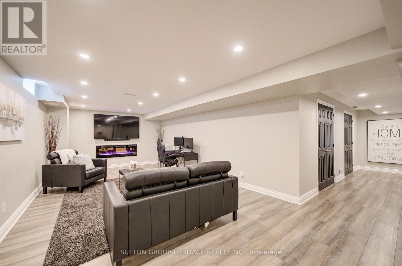 18 Shorten Place, Ajax, Ontario  L1T 0E9 - Photo 41 - E13825636