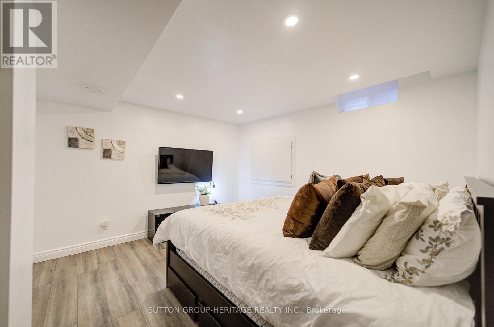 18 Shorten Place, Ajax, Ontario  L1T 0E9 - Photo 45 - E13825636
