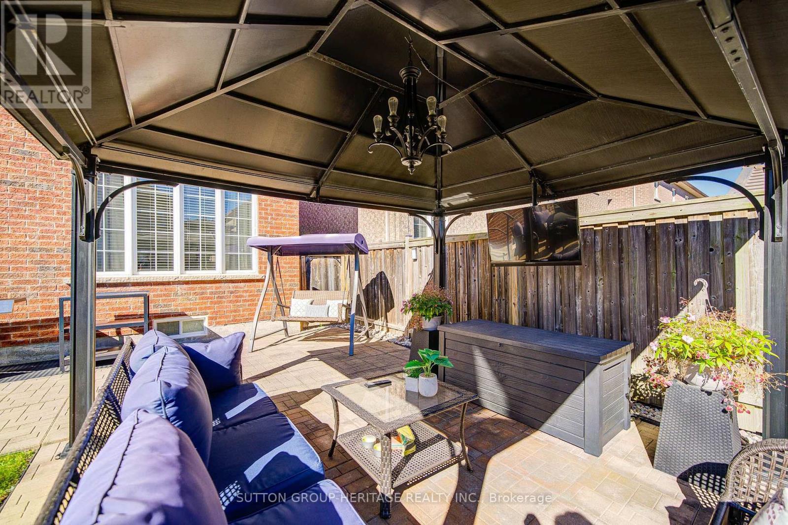 18 Shorten Place, Ajax, Ontario  L1T 0E9 - Photo 50 - E13825636