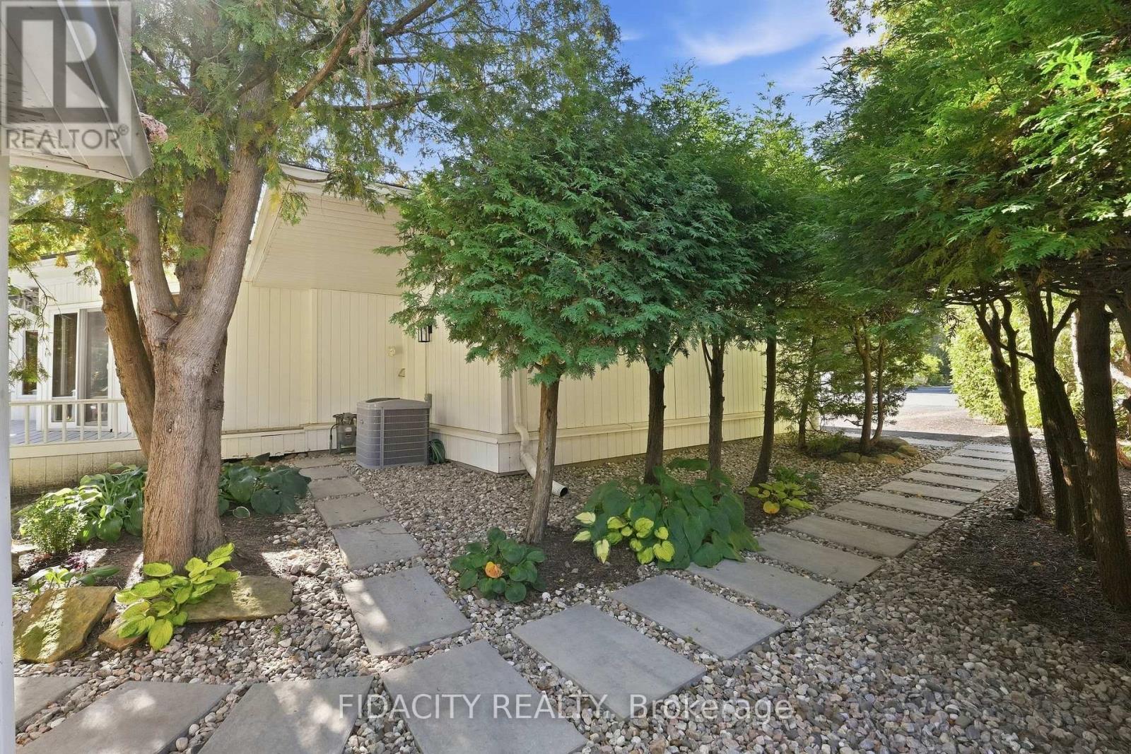 36 Beverly Street, Ottawa, Ontario K2S 0S2 - Photo 37 - X13825656