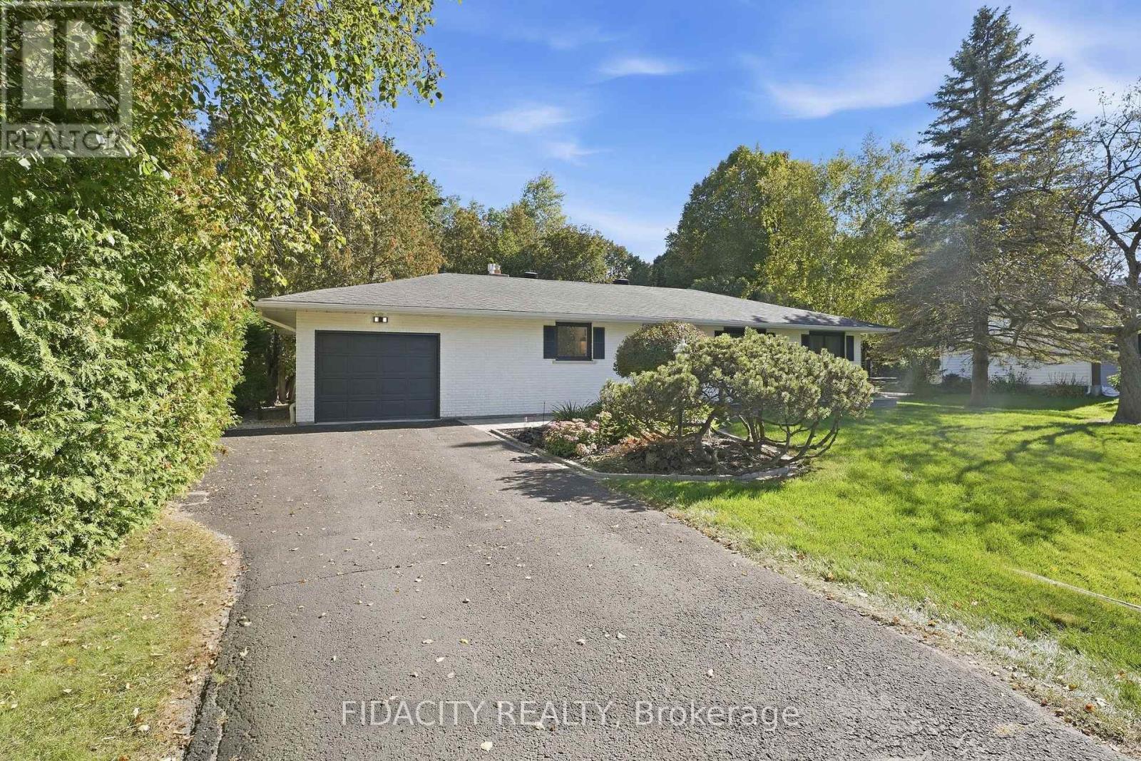 36 Beverly Street, Ottawa, Ontario K2S 0S2 - Photo 44 - X13825656