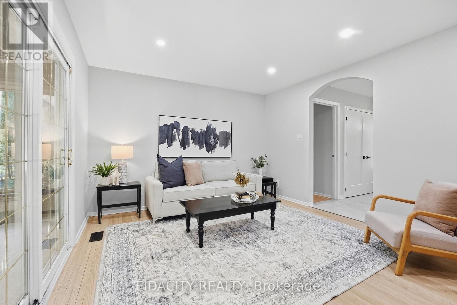 36 Beverly Street, Ottawa, Ontario K2S 0S2 - Photo 9 - X13825656