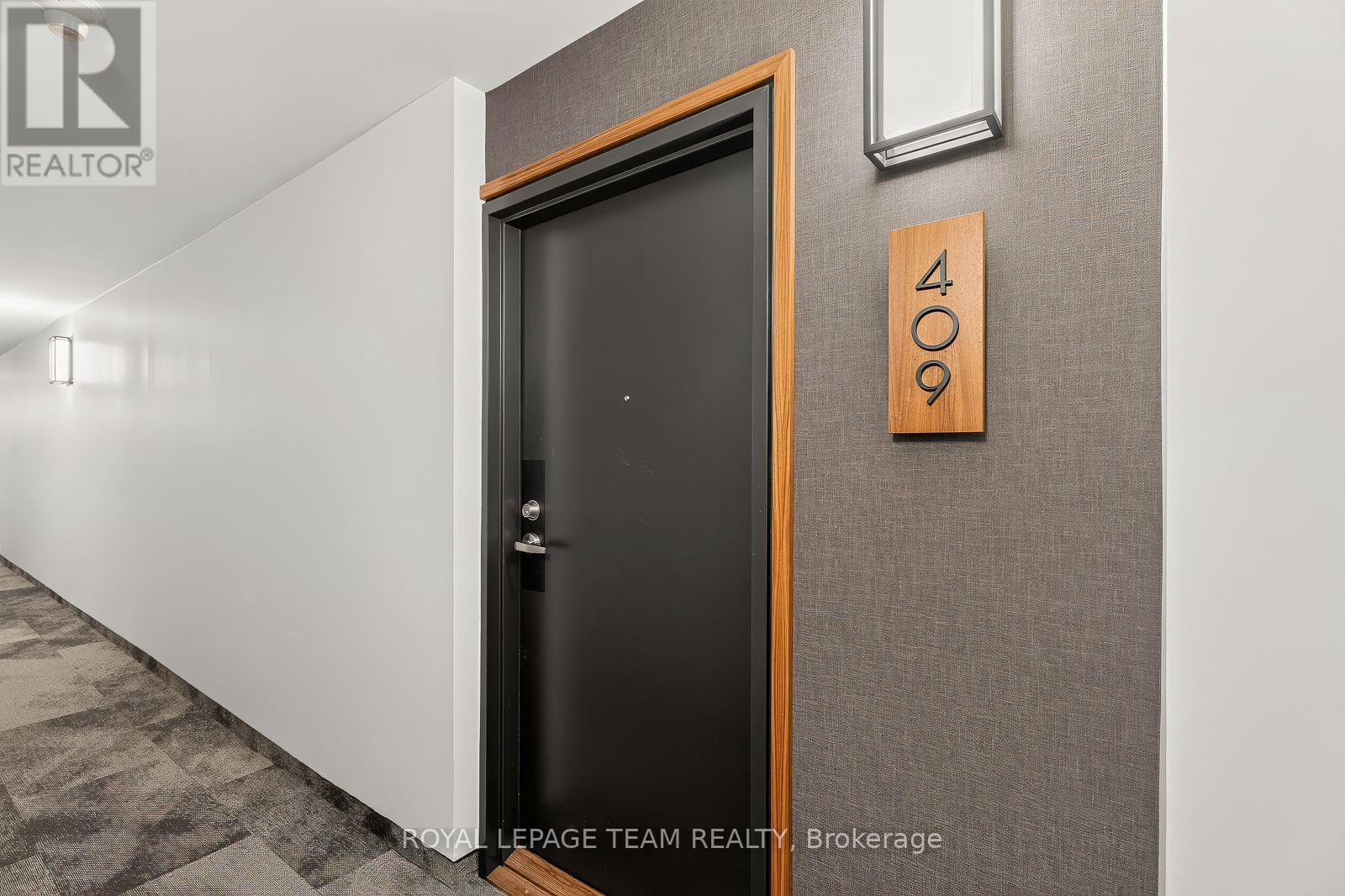 409 - 40 Landry Street, Ottawa, Ontario  K1L 8K4 - Photo 2 - X13825674