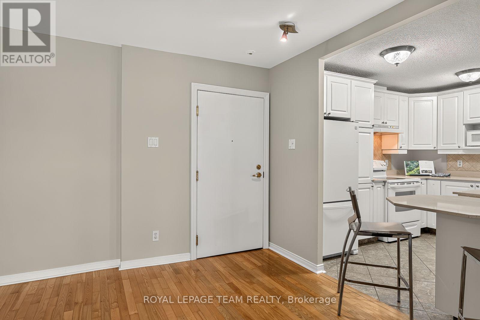 409 - 40 Landry Street, Ottawa, Ontario  K1L 8K4 - Photo 3 - X13825674