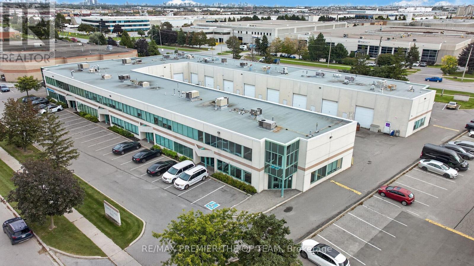 1 & 1A MAIN - 2900 LANGSTAFF ROAD, Vaughan, Ontario