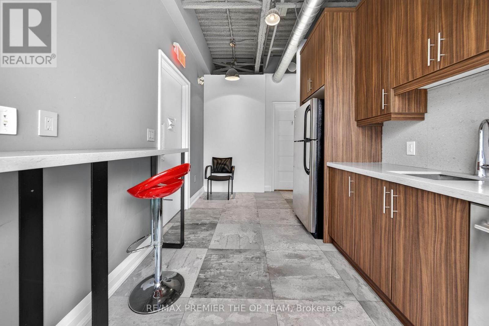 1 & 1a Main - 2900 Langstaff Road, Vaughan, Ontario  L4K 4R9 - Photo 13 - N13825622