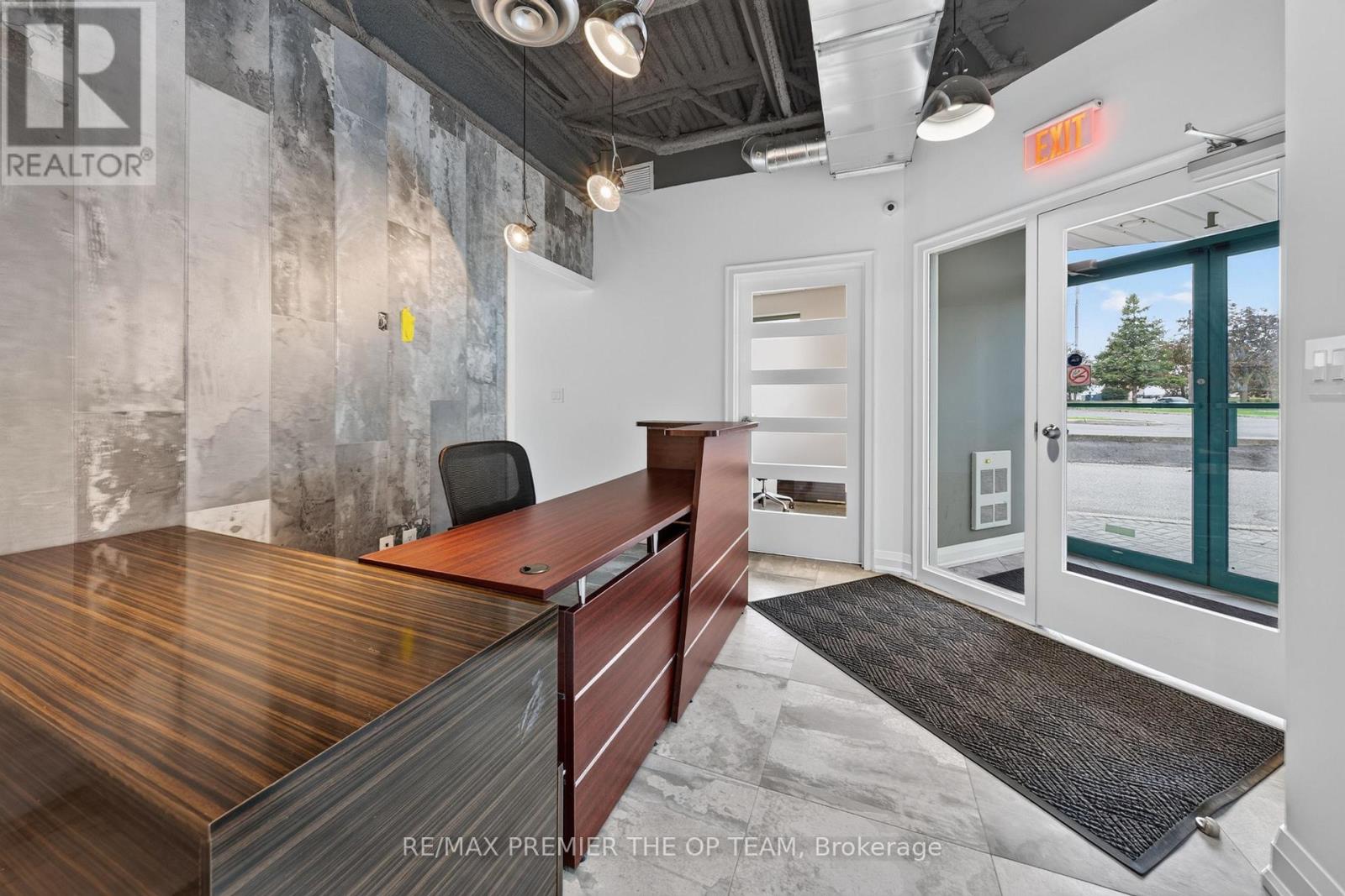 1 & 1a Main - 2900 Langstaff Road, Vaughan, Ontario  L4K 4R9 - Photo 2 - N13825622