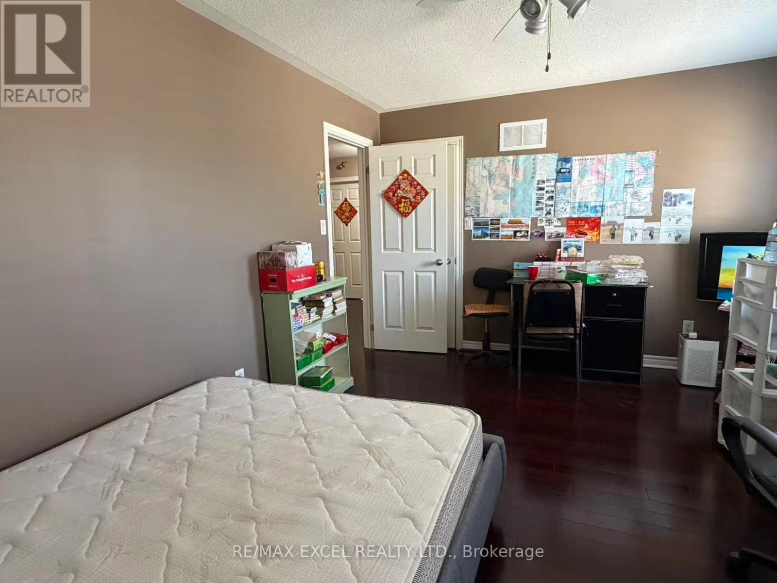 Bedroom 1 & 2 - 5 Dunnet Street, Markham, Ontario  L3S 4V8 - Photo 4 - N13825642