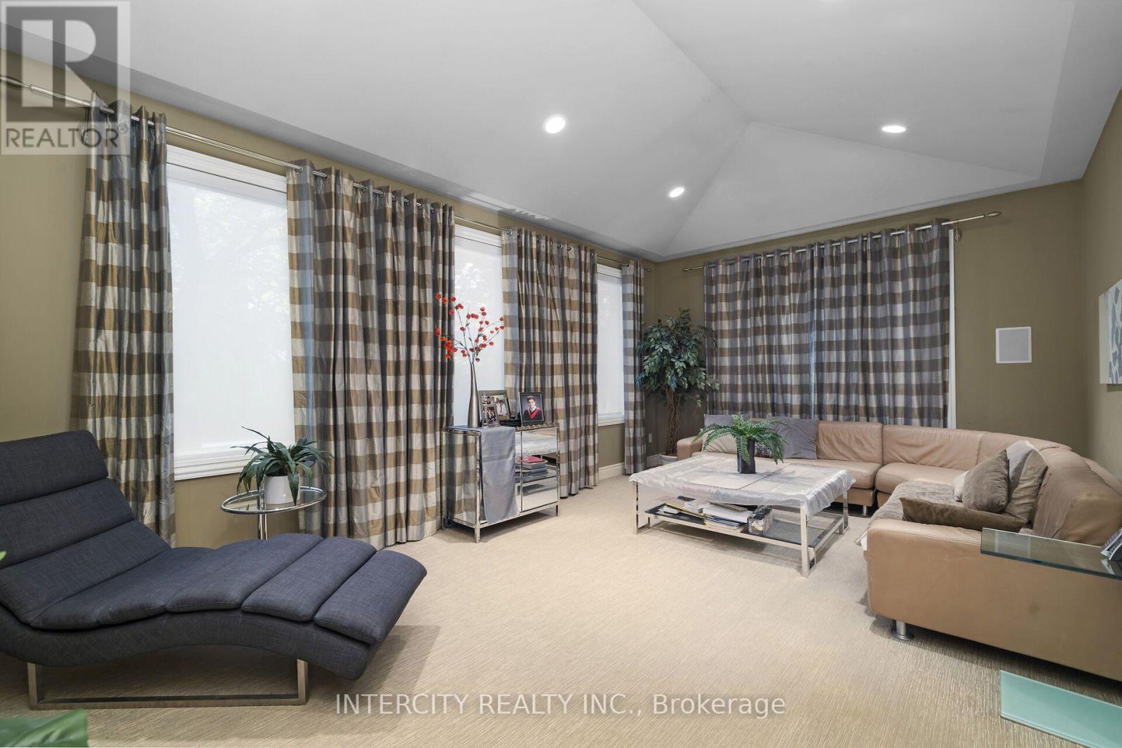 59 Kimber Crescent, Vaughan, Ontario  L4L 9A6 - Photo 14 - N13825652