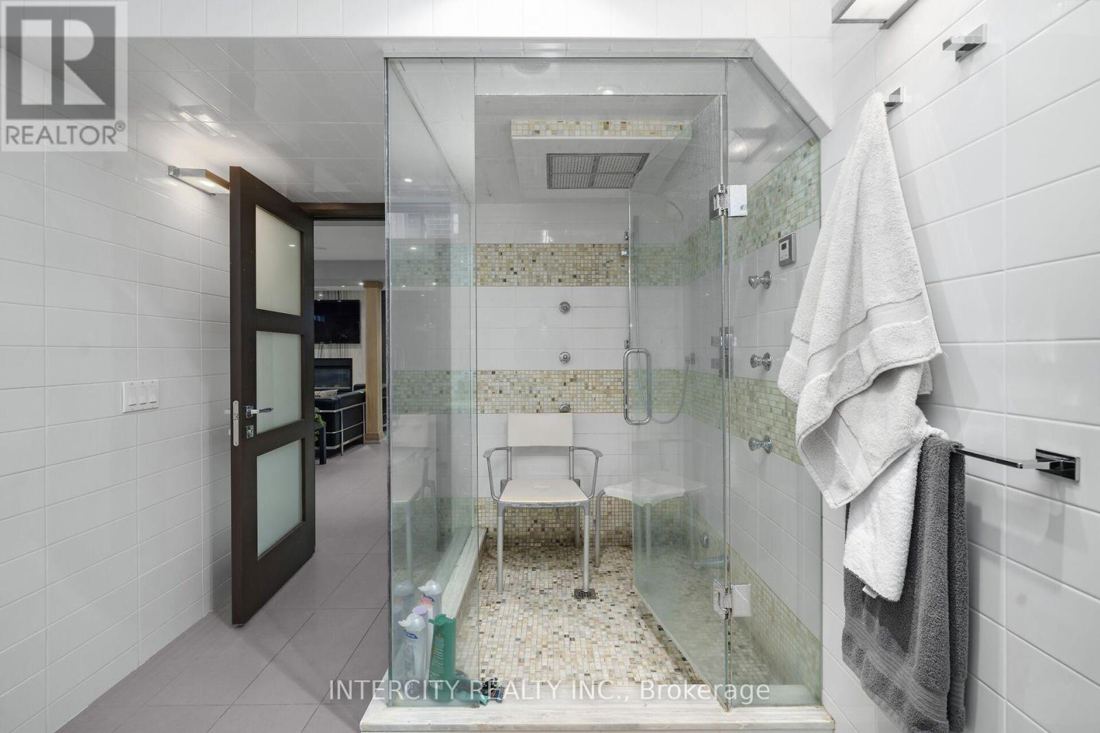59 Kimber Crescent, Vaughan, Ontario  L4L 9A6 - Photo 44 - N13825652