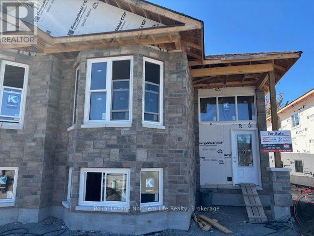 27 Meadow Wood Court, North Bay, Ontario  P1A 0H2 - Photo 2 - X13517638