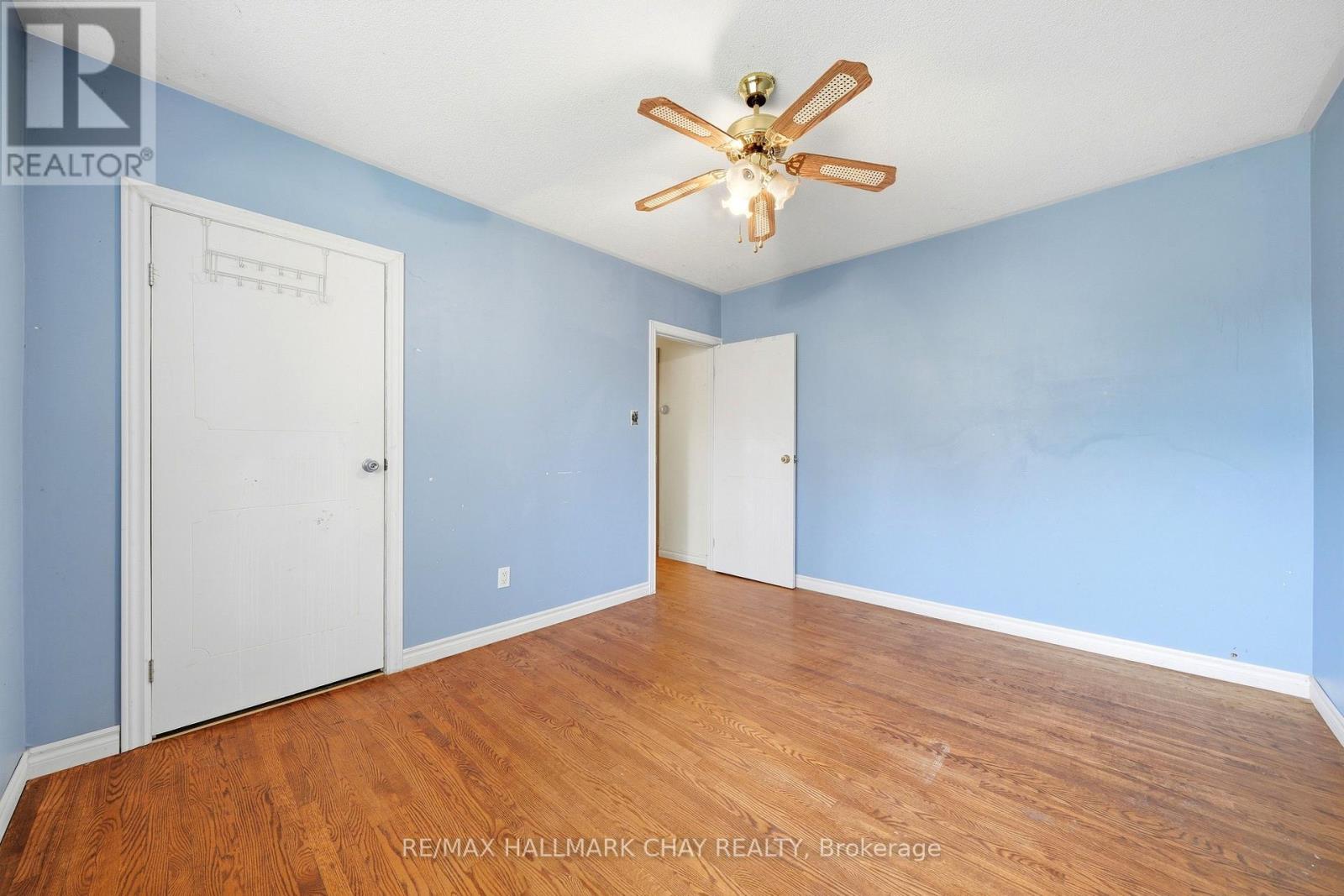 1213 Bayfield Street N, Springwater, Ontario  L9X 0N6 - Photo 9 - S13825690