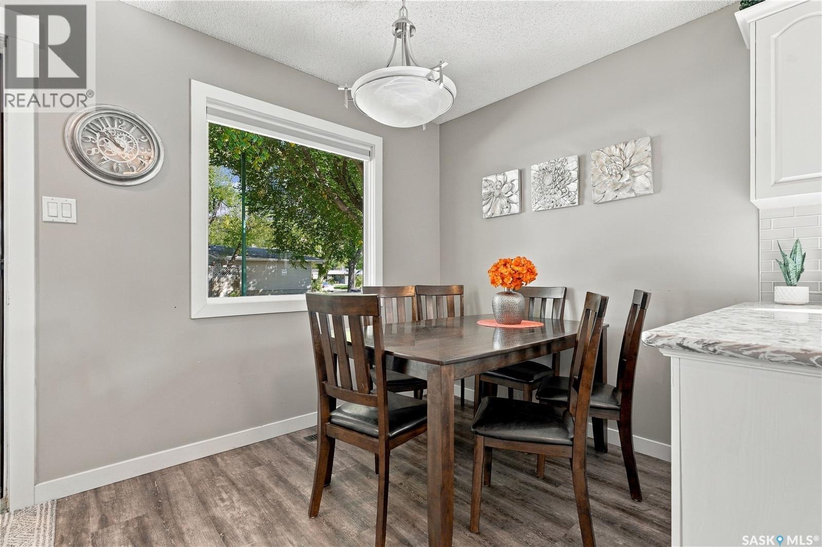 2769/2771 Eastview, Saskatoon, Saskatchewan  S7J 3H3 - Photo 11 - SK049468