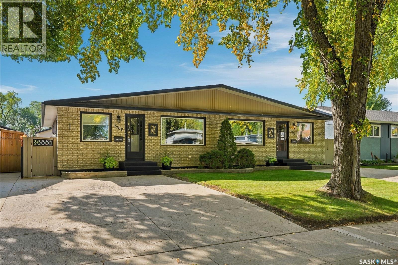 2769/2771 Eastview, Saskatoon, Saskatchewan  S7J 3H3 - Photo 3 - SK049468