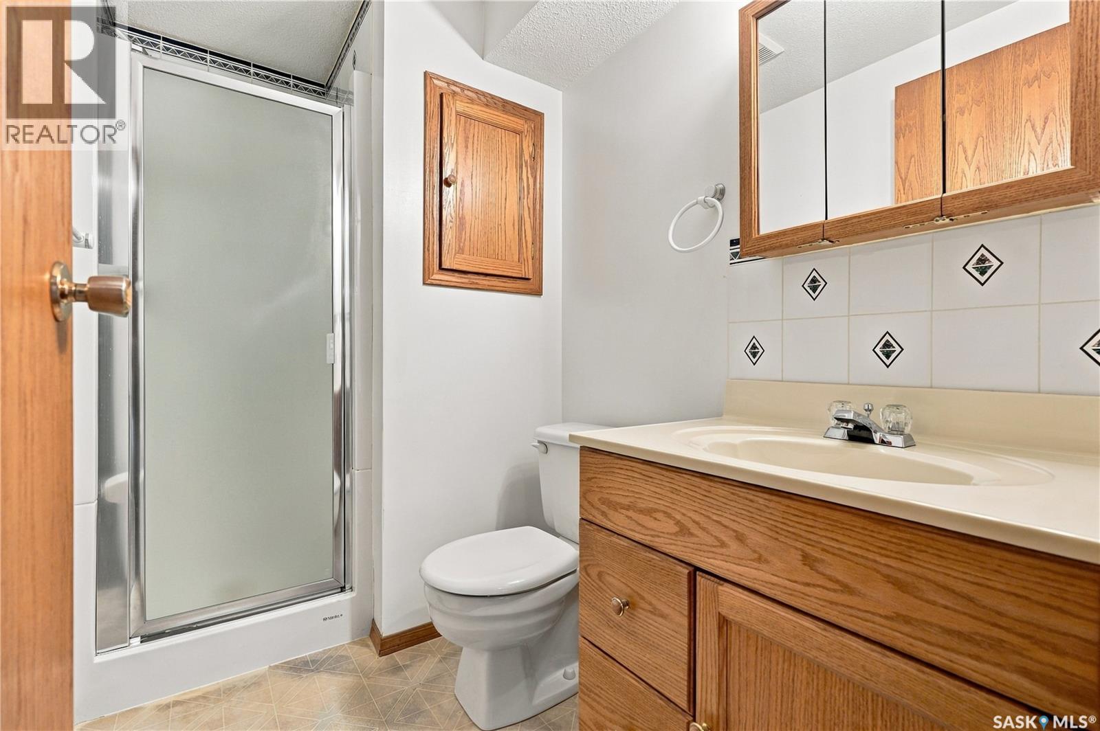 2769/2771 Eastview, Saskatoon, Saskatchewan  S7J 3H3 - Photo 64 - SK049468