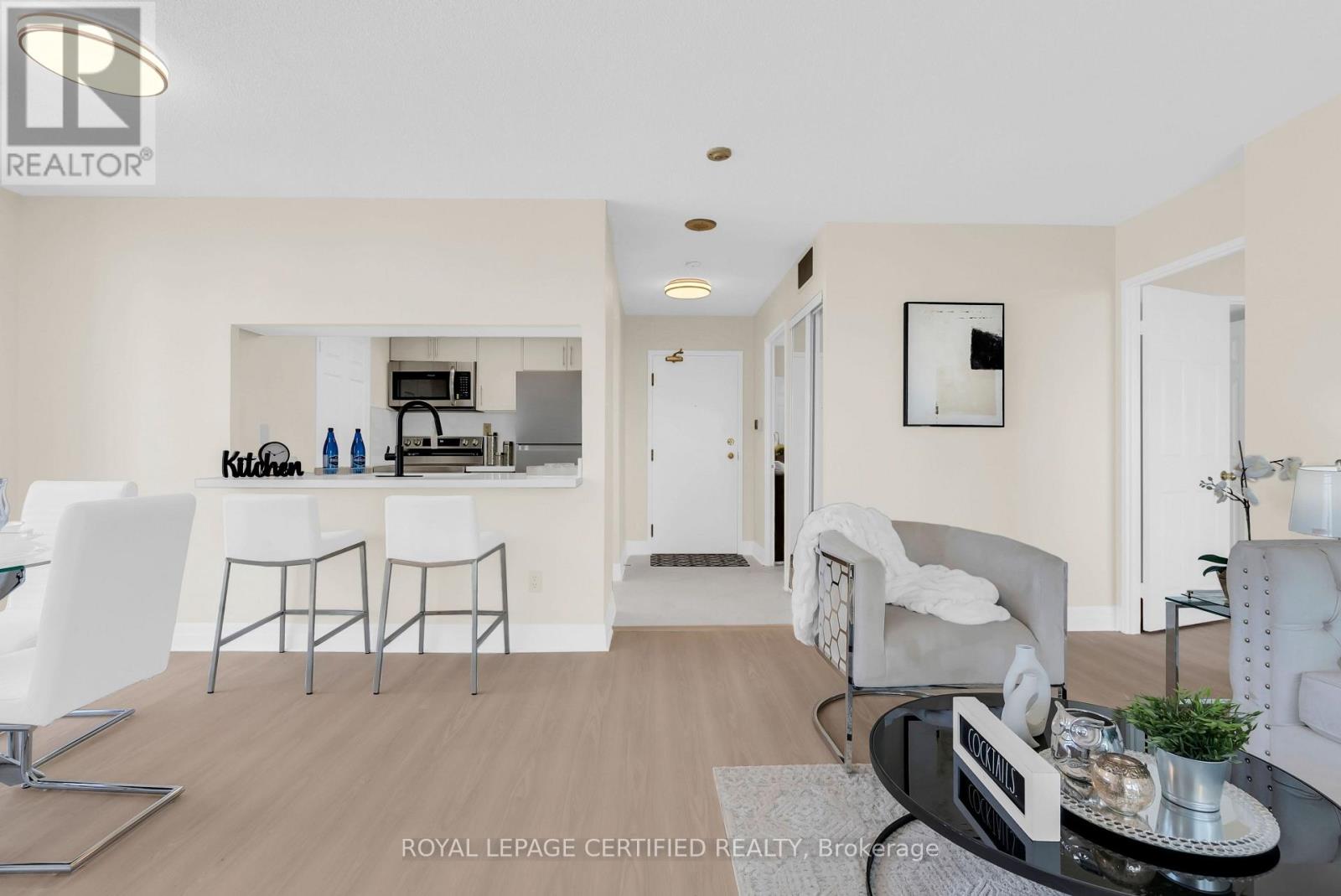 #2109 - 285 Enfield Place, Mississauga, Ontario L5B 3Y6 - Photo 11 - W13825628