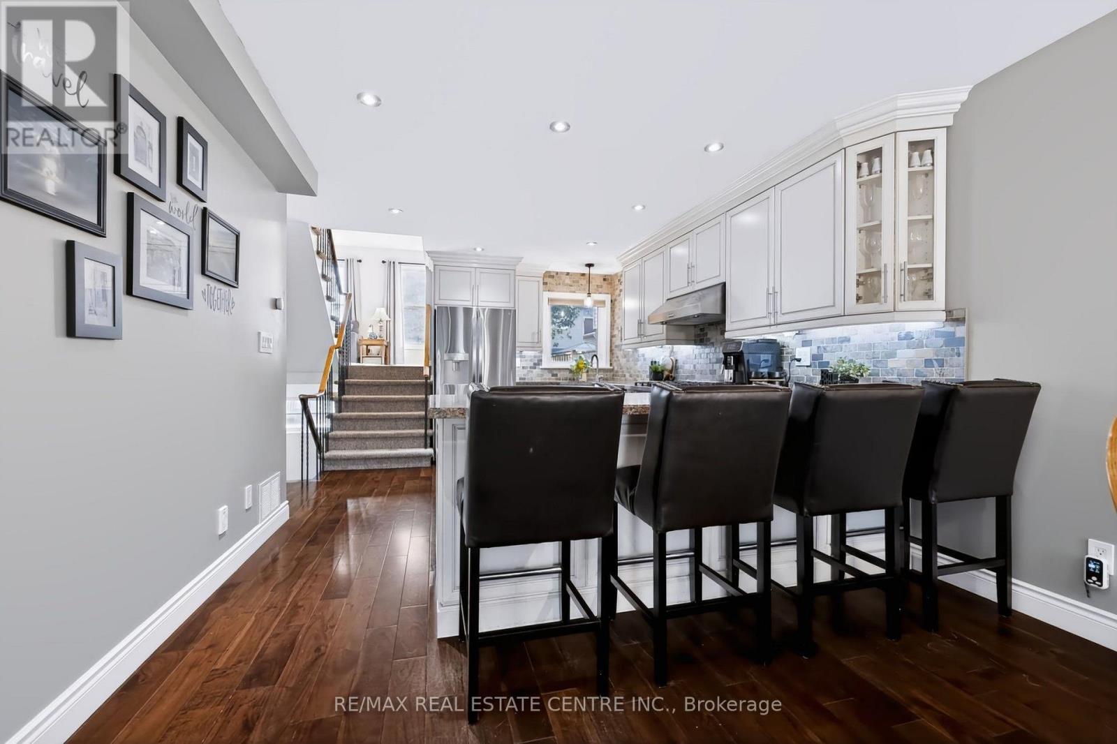 220 Harvest Drive, Milton, Ontario  L9T 4T3 - Photo 9 - W13825692